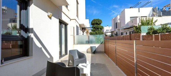 5 bedrooms Villa in Torrevieja, Spain No. 176110 9