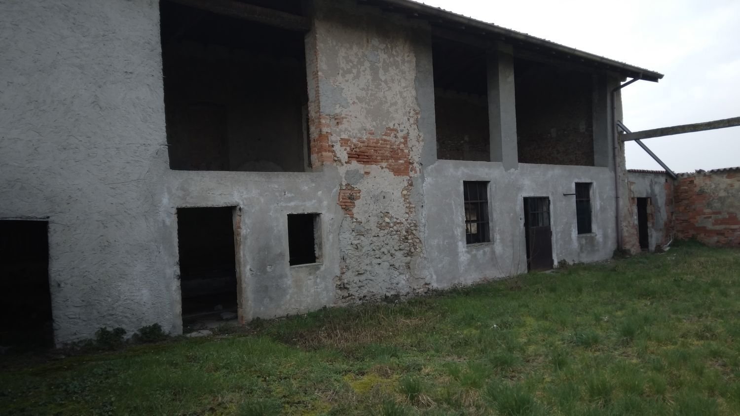 7 غرف نوم منزل في Dalmine, Italy رقم 380821