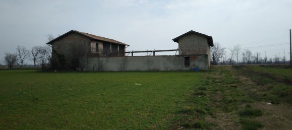 7 غرف نوم منزل في Dalmine, Italy رقم 380821 2