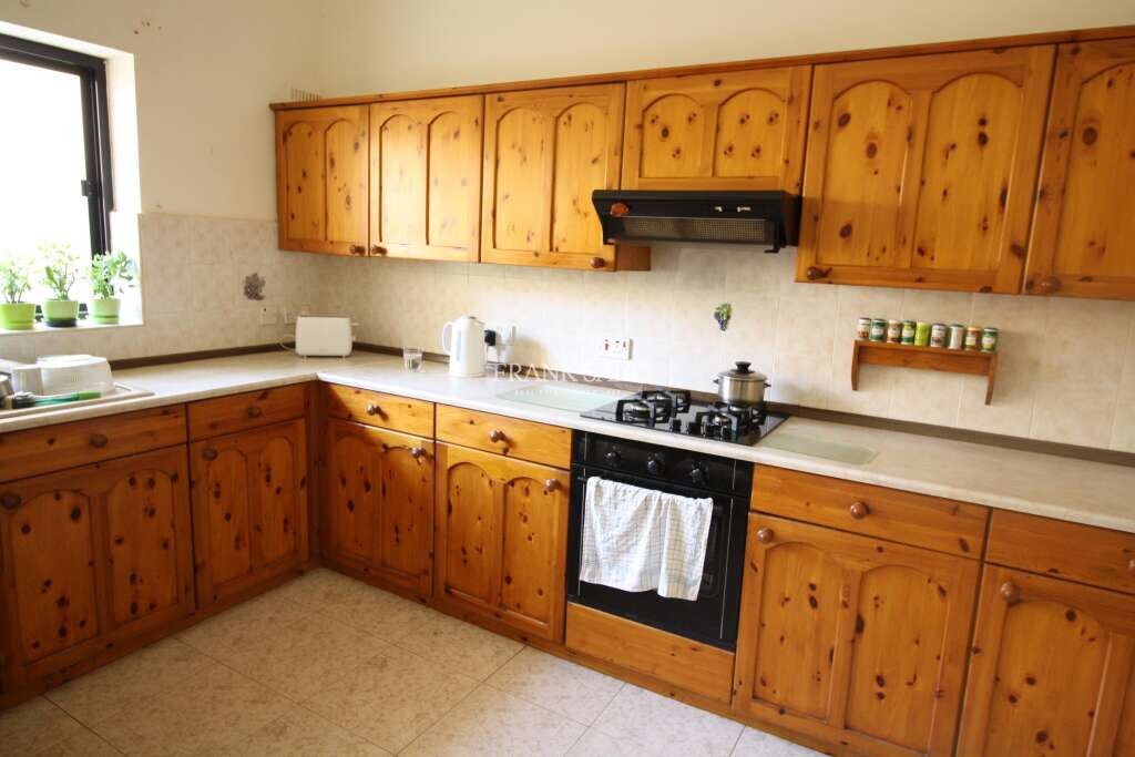 4 Schlafzimmer Maisonette-Wohnung in Swieqi, Malta, Nr. 9332