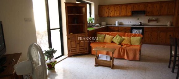 4 Schlafzimmer Maisonette-Wohnung in Swieqi, Malta, Nr. 9332 9