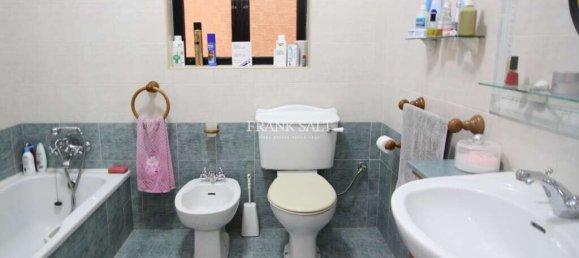 4 Schlafzimmer Maisonette-Wohnung in Swieqi, Malta, Nr. 9332 13