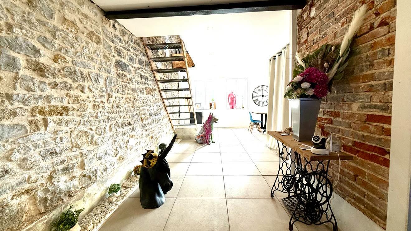 Moradia em banda T3 em Vanlay, France N.º 221492