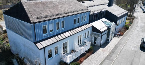 22 rooms Building in Hof, Germany No. 270134 3