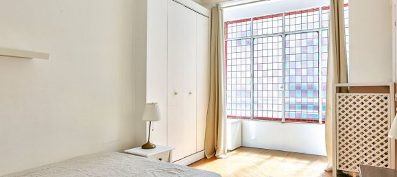 2 bedrooms Apartment in Paris, France No. 185108 7