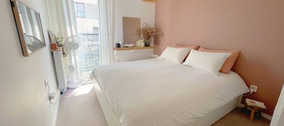 3 bedrooms Apartment in Seine-Saint-Denis, France No. 183795 2