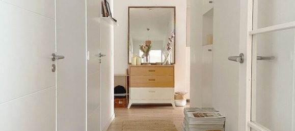 3 bedrooms Apartment in Seine-Saint-Denis, France No. 183795 4