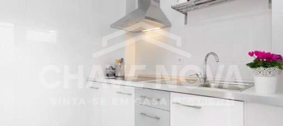 2 bedrooms Apartment in Vila Nova de Gaia, Portugal No. 52516 9