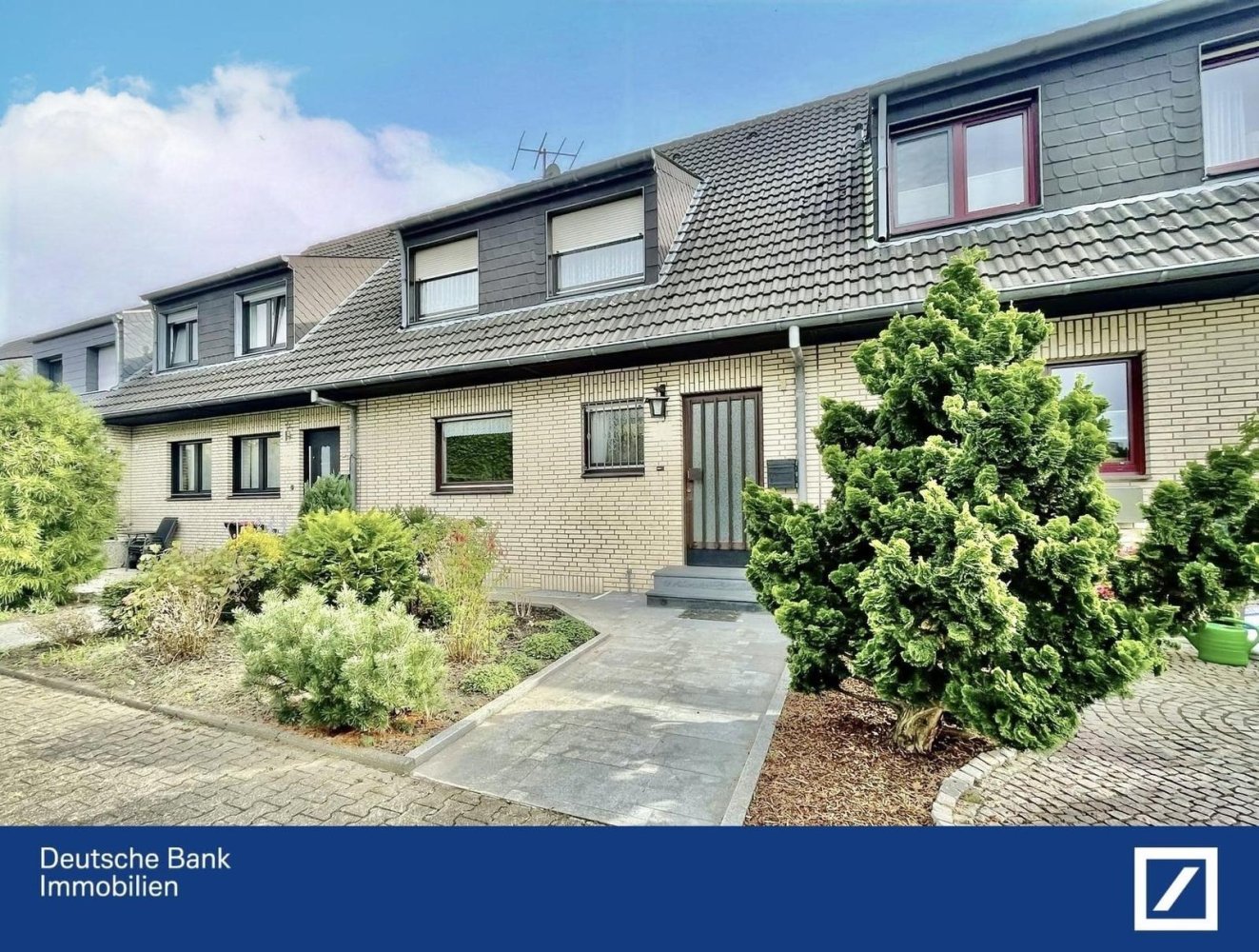 Таунхаус с 3 спальнями в Нойс, Германия № 6492