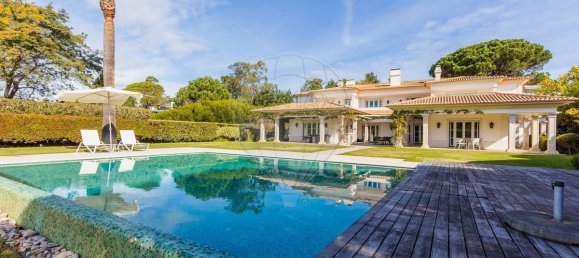 6 bedrooms Villa in Cascais, Portugal No. 182221 2