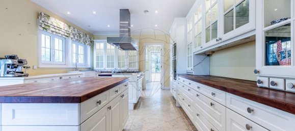 6 bedrooms Villa in Cascais, Portugal No. 182221 12