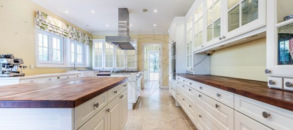 6 bedrooms Villa in Cascais, Portugal No. 182221 13