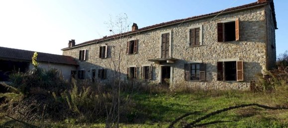 Casa de 10 habitaciónes en San Giorgio Scarampi, Italy No. 41348 16