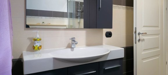 3 Schlafzimmer Wohnung in Castelnuovo di Garfagnana, Italy, Nr. 309811 12