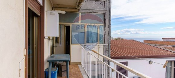 3 rooms Apartment in Aci Castello, Italy No. 66469 32