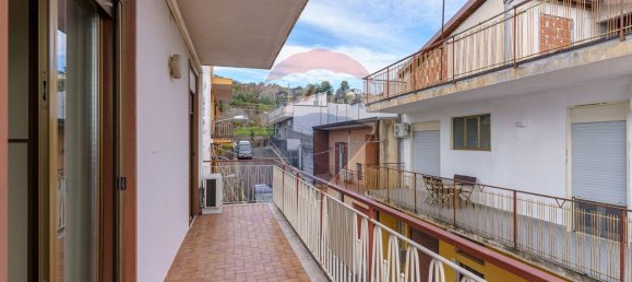 3 rooms Apartment in Aci Castello, Italy No. 66469 35