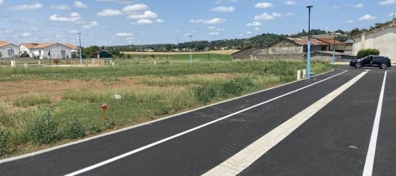 Casa de 2 dormitorios en Exireuil, France No. 70163 3