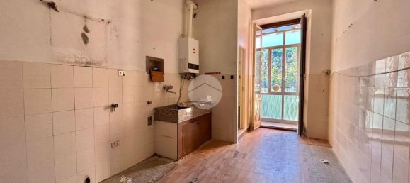 4 rooms Apartment in Savona, Italy No. 127132 5