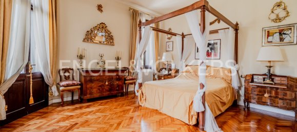 5 bedrooms Villa in Treviso, Italy No. 129201 16
