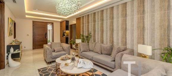 5 bedrooms Villa in Meadows, UAE No. 28471 3