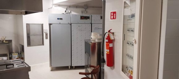 5 rooms Commercial property in Rome, Italy No. 301553 4