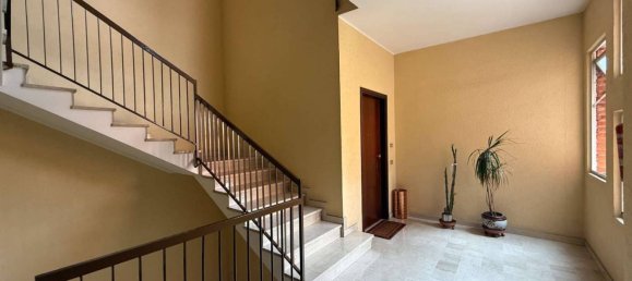 Apartamento de 2 dormitorios en Mapello, Italy No. 301933 2