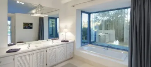 Villa de 5 dormitorios en Málaga, Spain No. 121315 8