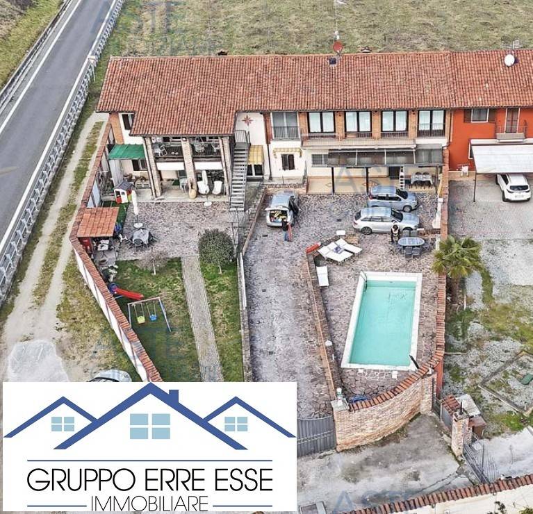 5 Schlafzimmer Haus in Bra, Italy, Nr. 281875