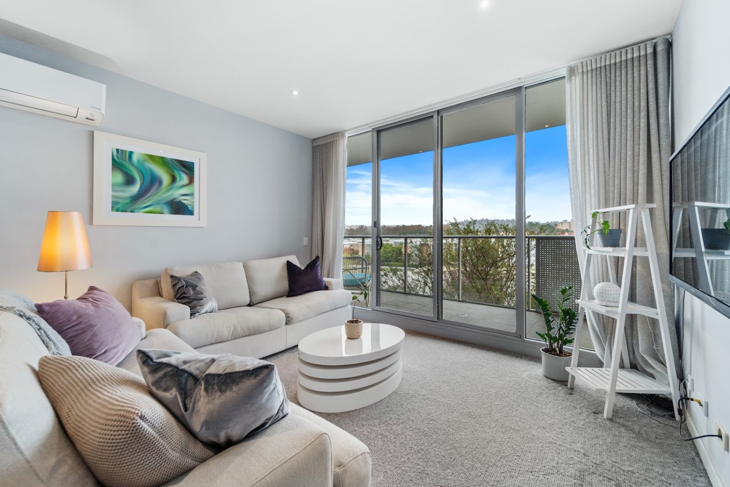 1 bedroom Apartment in Phillip, Australia No. 726