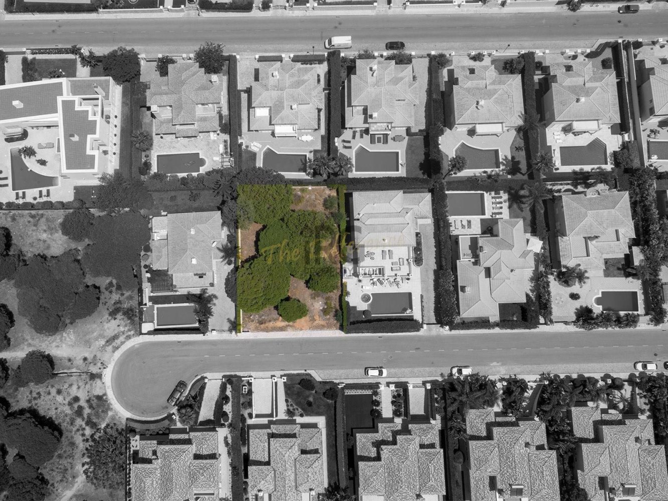 400m² Land in Almancil, Portugal No. 107439