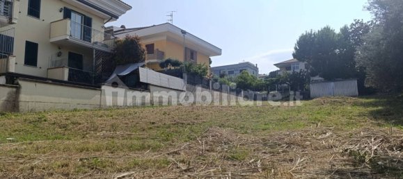 Terrain à Tortoreto, Italy 700m² No. 343604 3