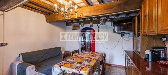 3 bedrooms Duplex in Serramazzoni, Italy No. 372268 9