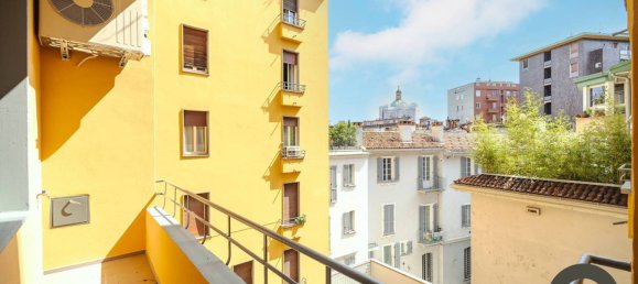 3 bedrooms Apartment in Milan, Italy No. 380903 10