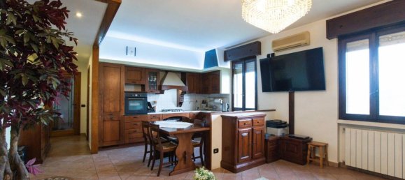 2-salle Appartement à Settala, Italy No. 92655 6