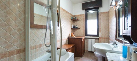 2-salle Appartement à Settala, Italy No. 92655 23