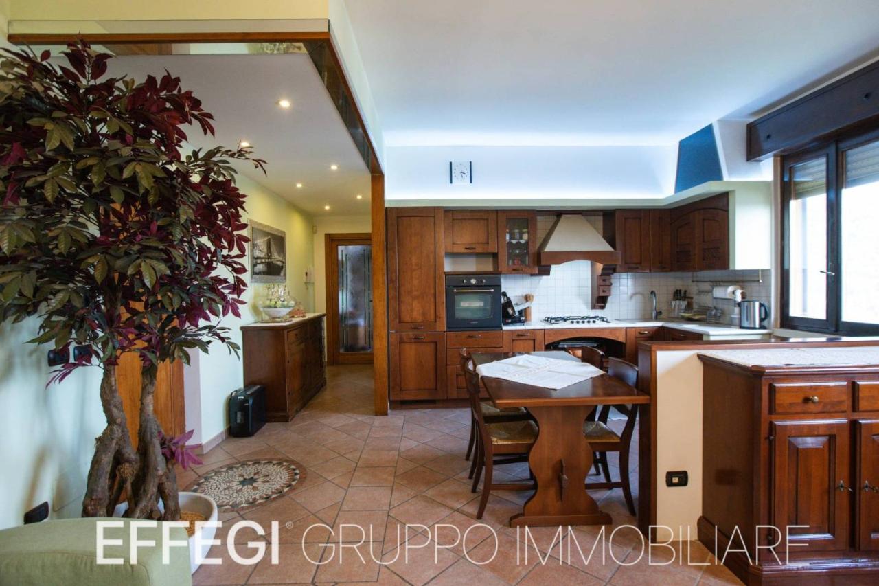 2-salle Appartement à Settala, Italy No. 92655