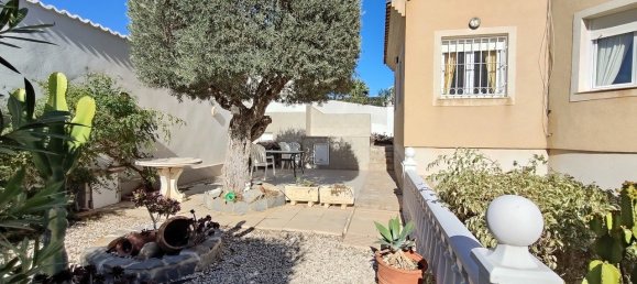 4 chambres Villa à Villamartin, Spain No. 12247 15