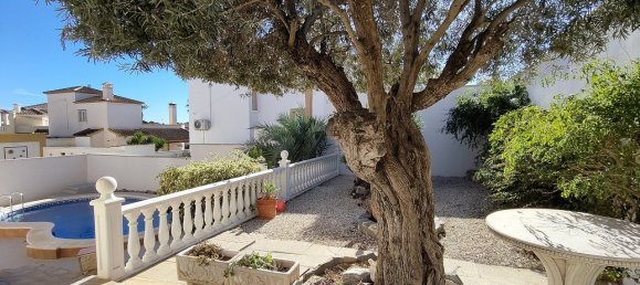 4 chambres Villa à Villamartin, Spain No. 12247 14