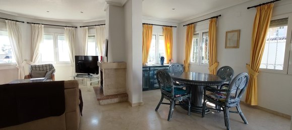 4 chambres Villa à Villamartin, Spain No. 12247 20