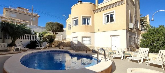 4 chambres Villa à Villamartin, Spain No. 12247 16