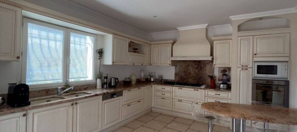 6 Schlafzimmer Villa in Mouans-Sartoux, France, Nr. 325815 11