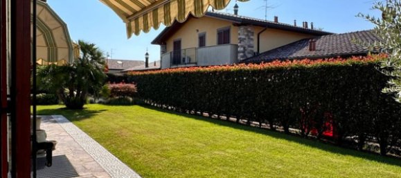 3 rooms House in Terno d'Isola, Italy No. 338628 13
