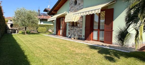 3 rooms House in Terno d'Isola, Italy No. 338628 10