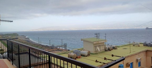 Apartamento de 3 habitaciónes en Messina, Italy No. 82040 2