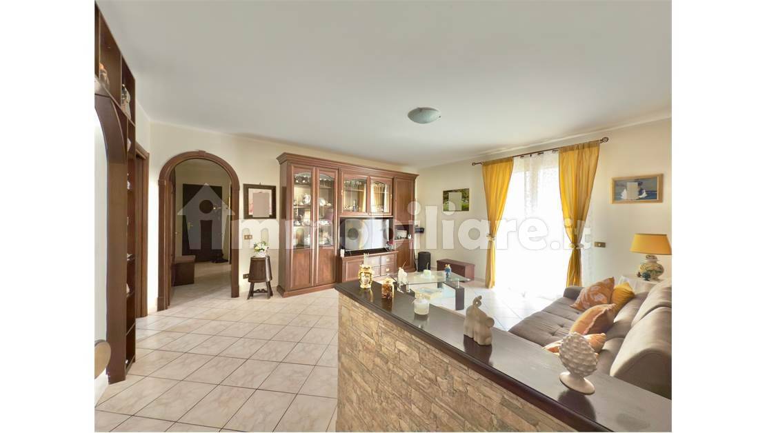Apartamento de 2 dormitorios en Isola delle Femmine, Italy No. 375985