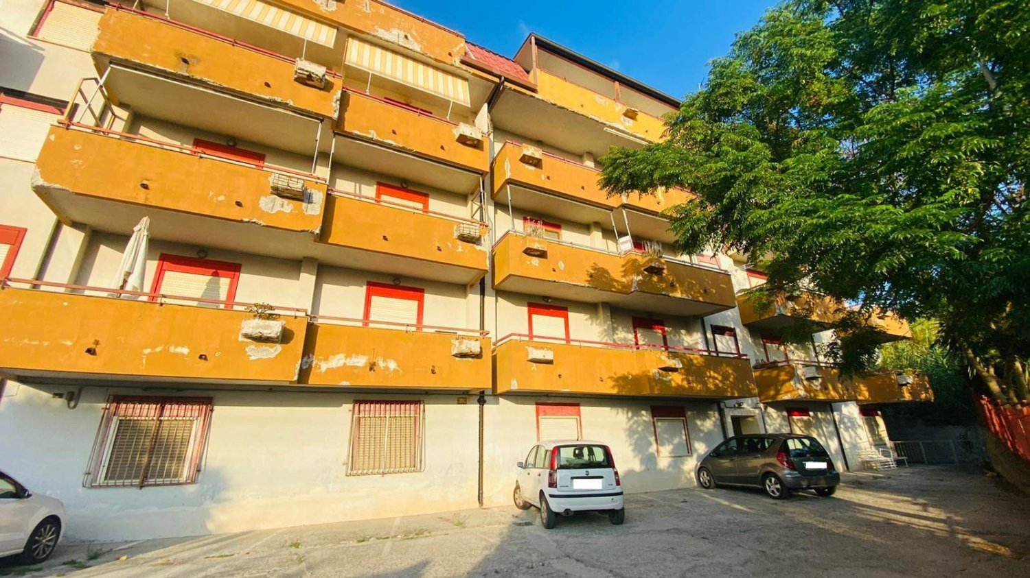 3 bedrooms Apartment in Falerna, Italy No. 300393