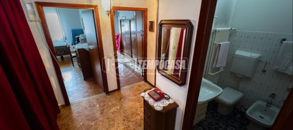 Apartamento de 4 divisões em Ferrara, Italy N.º 30690 20