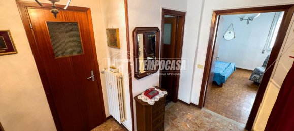 Apartamento de 4 divisões em Ferrara, Italy N.º 30690 17