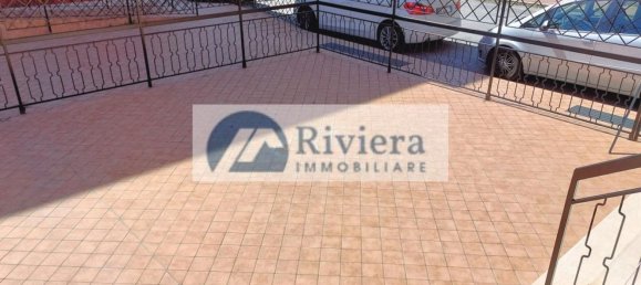 4 bedrooms Apartment in San Bartolomeo al Mare, Italy No. 348280 9