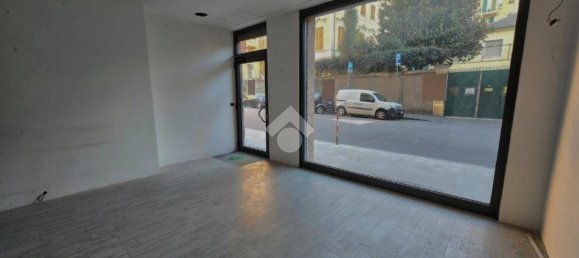 2 rooms Commercial property in Genoa, Italy No. 42409 14